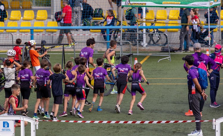 https://api.clupik.com/clubs/4706/inscriptions/image/27533?format=medium