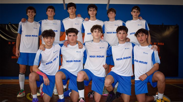 https://api.clupik.com/clubs/5697/teams/387190/picture/cf423b30-4998-4dee-84b2-56e570c533a9.medium.jpg