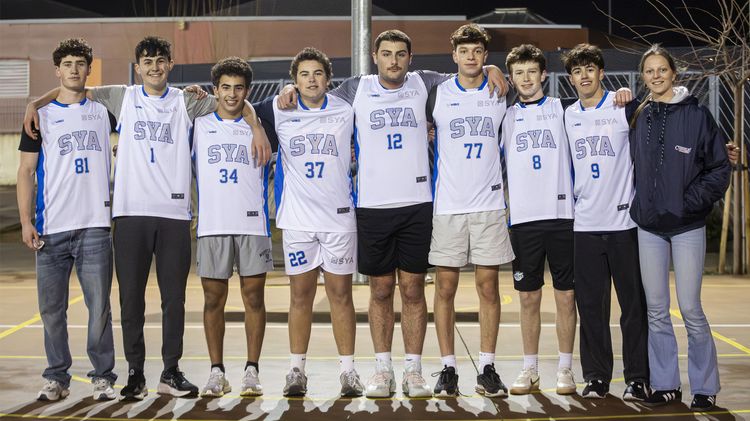 https://api.clupik.com/clubs/5697/teams/387193/picture/3ea857b9-e2bb-4f78-aad8-d73b3b5fe4df.medium.jpg
