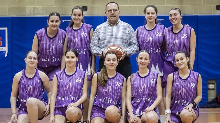 https://api.clupik.com/clubs/5697/teams/387208/picture/0c4731af-8a6b-4daa-b5ce-e590e6630708.medium.jpg