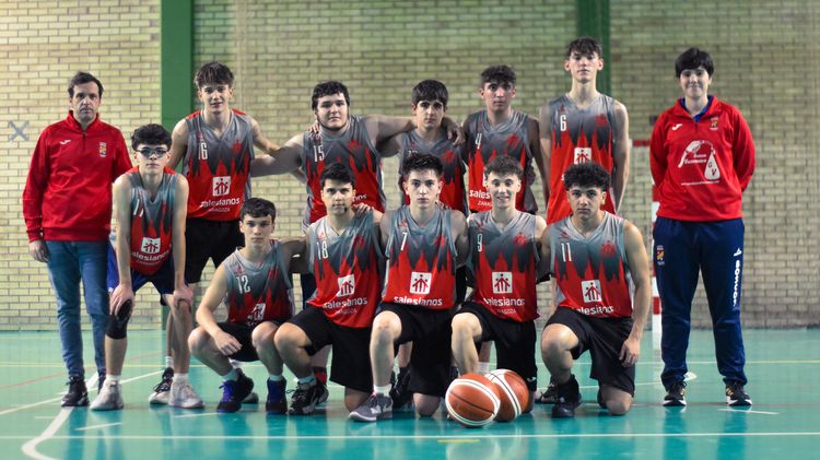 https://api.clupik.com/clubs/5697/teams/412810/picture/5c4d0ec6-fa29-4d9a-aea0-90cf36a7ef7c.medium.jpg